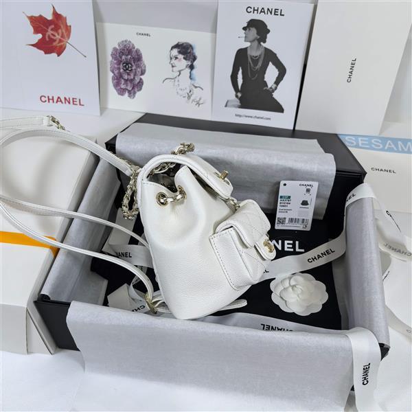 2026127213710928 700